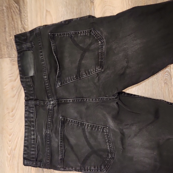 Jeans - Picture 3 of 3